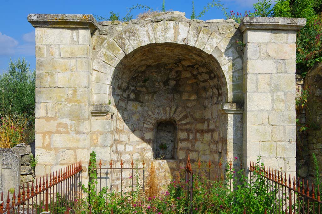 L'histoire de Chantemerle Les Grignan : Le Prieuré Saint Maurice