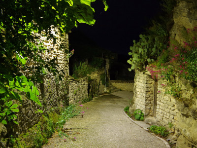 Descente village Chantemerle Les Grignan de nuit
