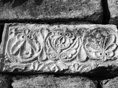 pierre de réemploi-du cimetière de chantemerle-les-grignan référence 21Fi1813