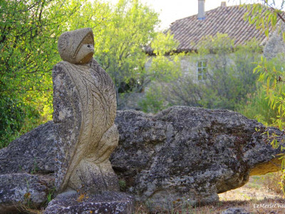 sculpture oiseau à chantemerle-les-grignan
