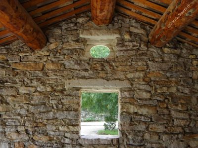 Chantemerle-les-grignan : abris-bus