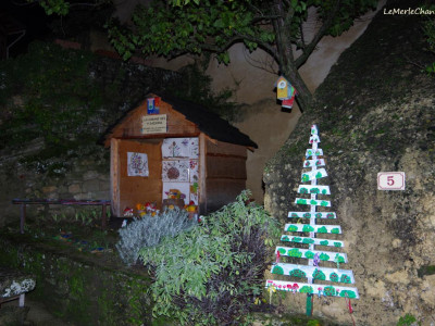 La cabane des enfants à Chantemerle, vue de nuit